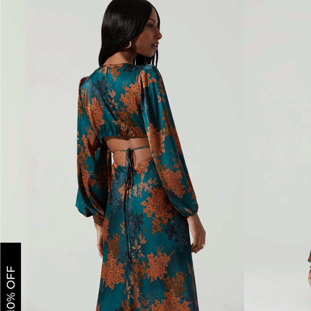 ASTR Teal and Orange Floral Midi Dress - Picture 2 of 5